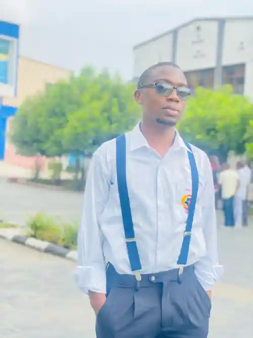 photo de profil de Muhindo wamuhatikani Théophile