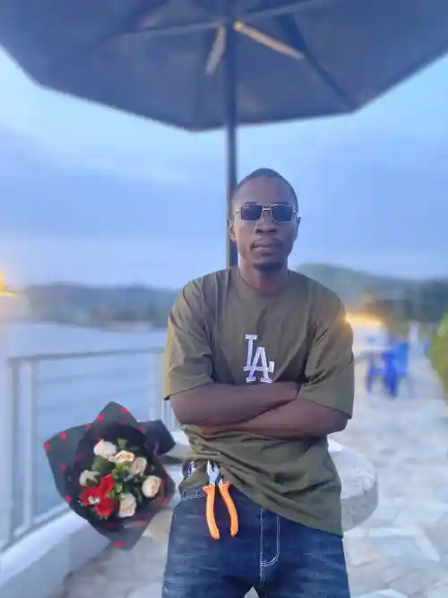 photo de profil de Trophime Kalenga