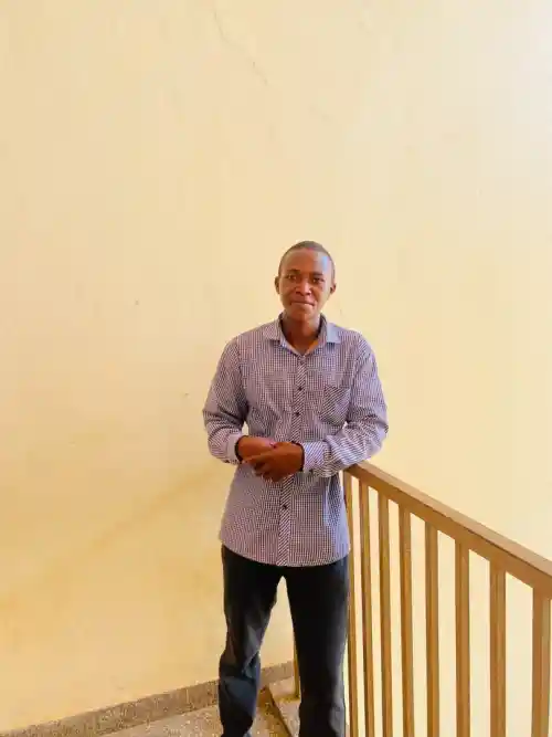 photo de profil de ARISTOTE KATSUMBANO