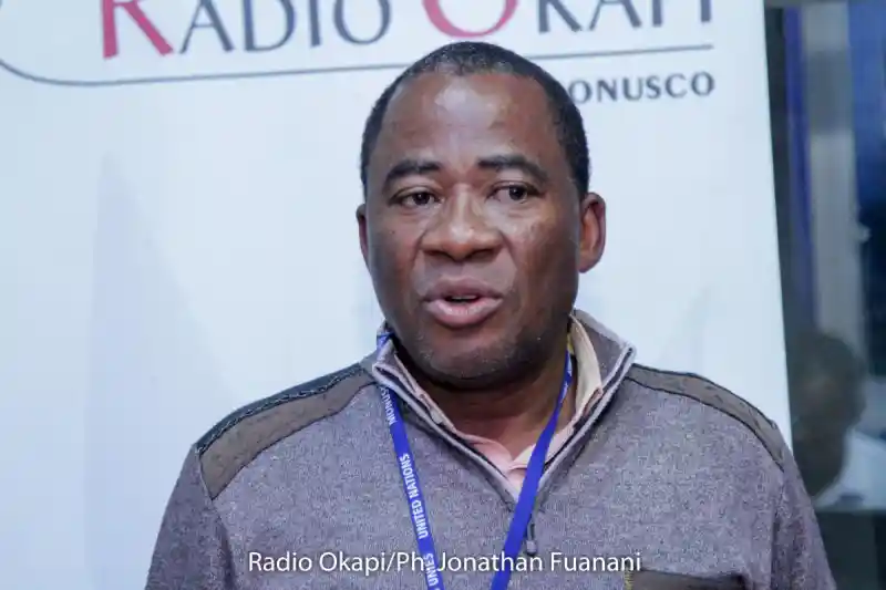 Image Les récentes déclarations de Félix Tshisekedi sur un potentiel troisième mandat et une révision constitutionnelle suscitent des inquiétudes au sein de la société civile. Ces enjeux soulèvent des questions fondamentales sur la démocratie et la stabilité politique en République Démocratique du Congo. Les opinions divergent : certains soutiennent qu'une telle évolution pourrait fragiliser les institutions, tandis que d'autres y voient une opportunité de réforme. Comment ces décisions pourraient-elles impacter la vie des citoyens et l'engagement politique ? Qu’en pensez-vous ?